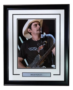 Brad Paisley Signed Framed 11x14 Photo JSA - Sports Integrity