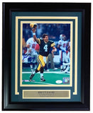 Brett Favre Signed Framed 8x10 Green Bay Packers Photo JSA - Sports Integrity