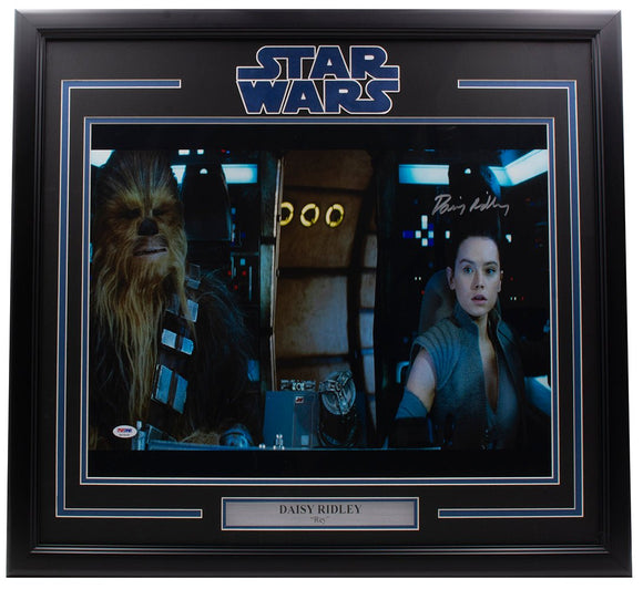 Daisy Ridley Signed Framed 16x20 Star Wars Photo PSA/DNA 7A73100 - Sports Integrity