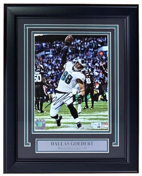 Dallas Goedert Signed Framed 8x10 Philadelphia Eagles Spike Photo Fanatics - Sports Integrity