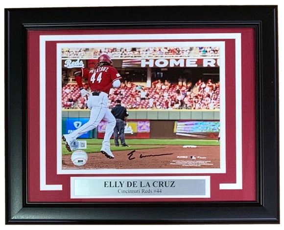 Elly De La Cruz Signed Framed 8x10 Cincinnati Reds Photo BAS ITP - Sports Integrity