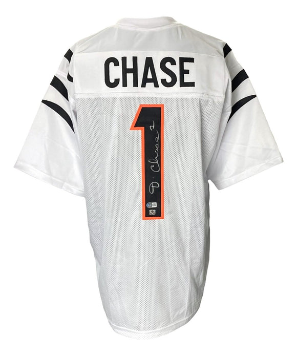 Ja'Marr Chase Signed Custom White Stripe Pro - Style Football Jersey BAS ITP - Sports Integrity