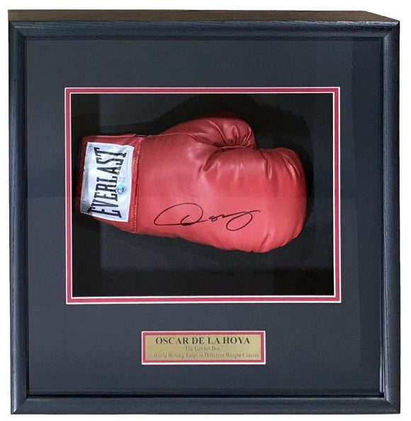 Oscar De La Hoya Signed Red Everlast RH Boxing Glove Shadowbox BAS ITP - Sports Integrity