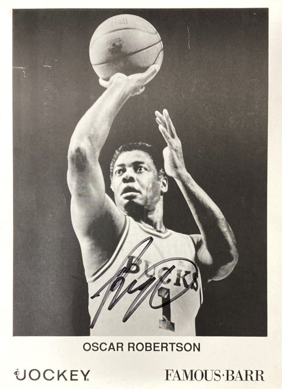 Oscar Robertson Signed 6x8 Milwaukee Bucks Photo BAS - Sports Integrity