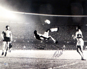 Pele Signed 16x20 Soccer Bicycle Kick Photo BAS - Sports Integrity